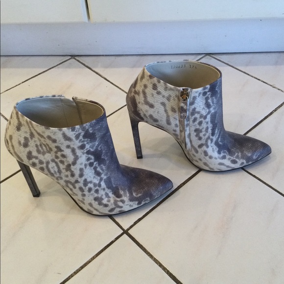 GUCCI Snake-Skin Print Booties - Picture 5 of 10